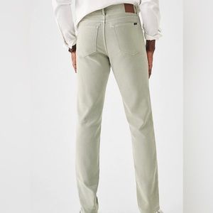 Faherty 5 Pocket Terry Pants Waist 32 inches. inseam 32 inches. Faded Olive